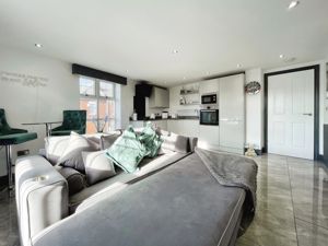 Photo 1- click for photo gallery